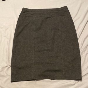 Gray/dark gray  pencil skirt Ellen Tracy size xs